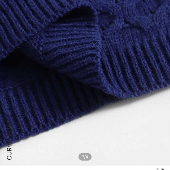 Navy Cable-knit skirt - Picture 2 of 3